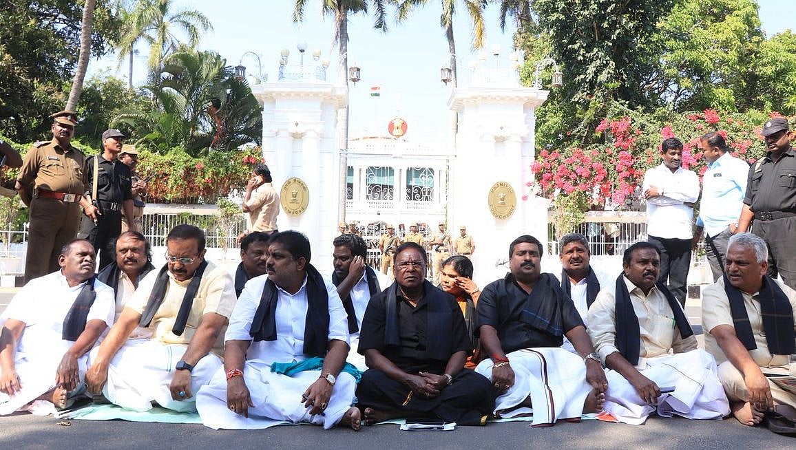 Puducherry:  Chief minister and ministers’ dharna outside Raj Nivas enters 2nd day 