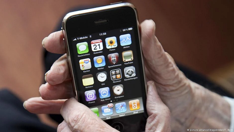 3 ways smartphones are changing healthcare for the better (photo: DW)