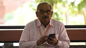 Rafale deal: CAG Rajiv Mehrishi’s BJP connection & ‘conflict of interests’