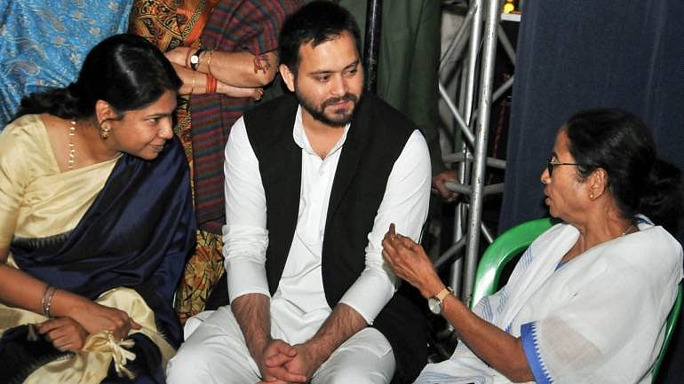 Modi govt’s decision to deploy central forces in  Bengal without Mamata’s consent “unprecedented”: fmr DGPs