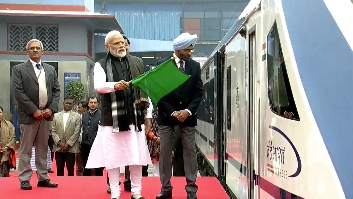 Much hyped Vande Bharat Express breaks down a day after PM Modi flagged it off 