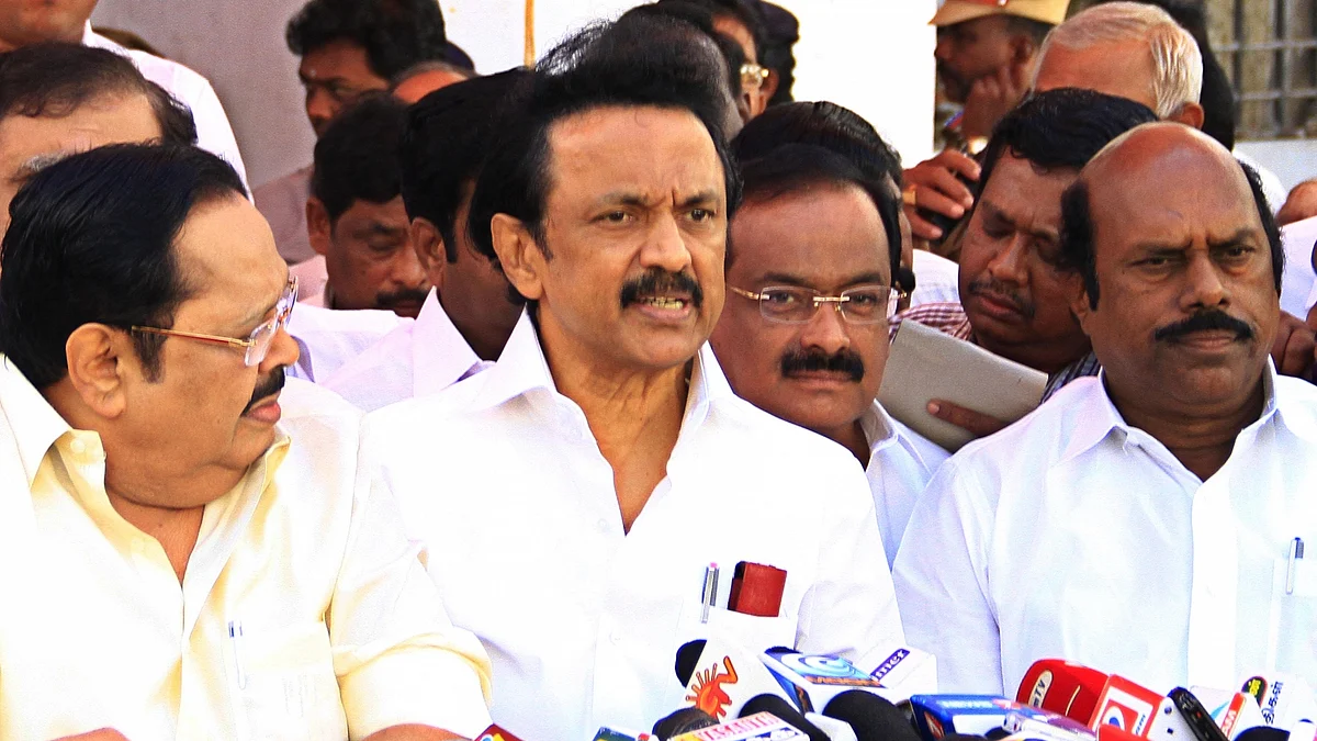 Tamil Nadu: Congress seals poll pact with DMK, Pondicherry; gets 10 LS seats