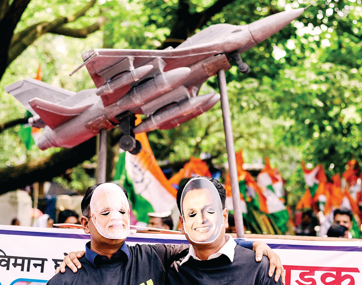 Modi sarkar fights losing battle on Rafale scam