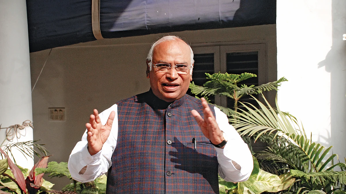 Congress leader Mallikarjun Kharge (NH file photo)
