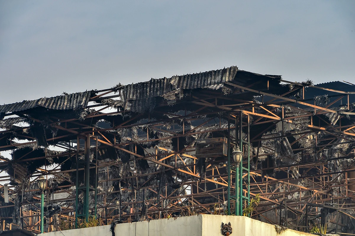Delhi fire tragedy: No one takes responsibility for  death of  17 innocent people