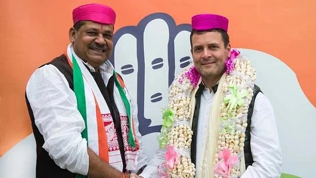 Cricketer-turned-politician Kirti Azad joins Congress
