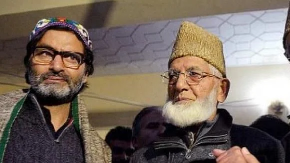 India government bans Yasin Malik-led JKLF; Hurriyat leader Geelani booked under FEMA 