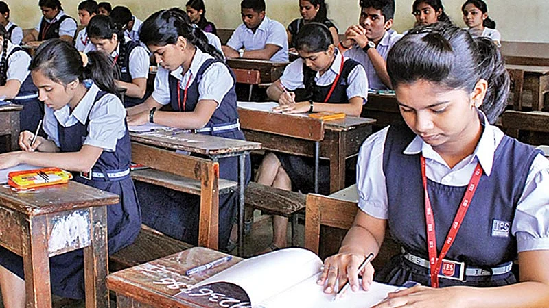  This is what Modi government does not want you to learn in school...
