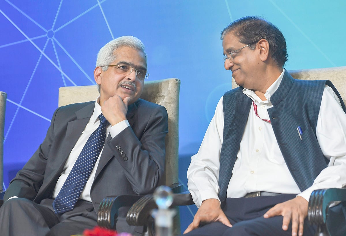 Finance Secretary Garg seeks VRS after being shifted to Power Ministry