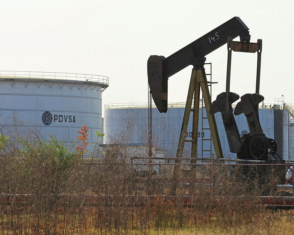 Buckling under US pressure, Modi govt warns Indian oil companies against importing Venezuelan crude