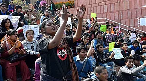 Delhi High Court allows JNUSU to attend welfare meetings