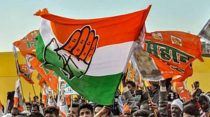 Uttar Pradesh: Congress seals poll pact with Apna Dal faction