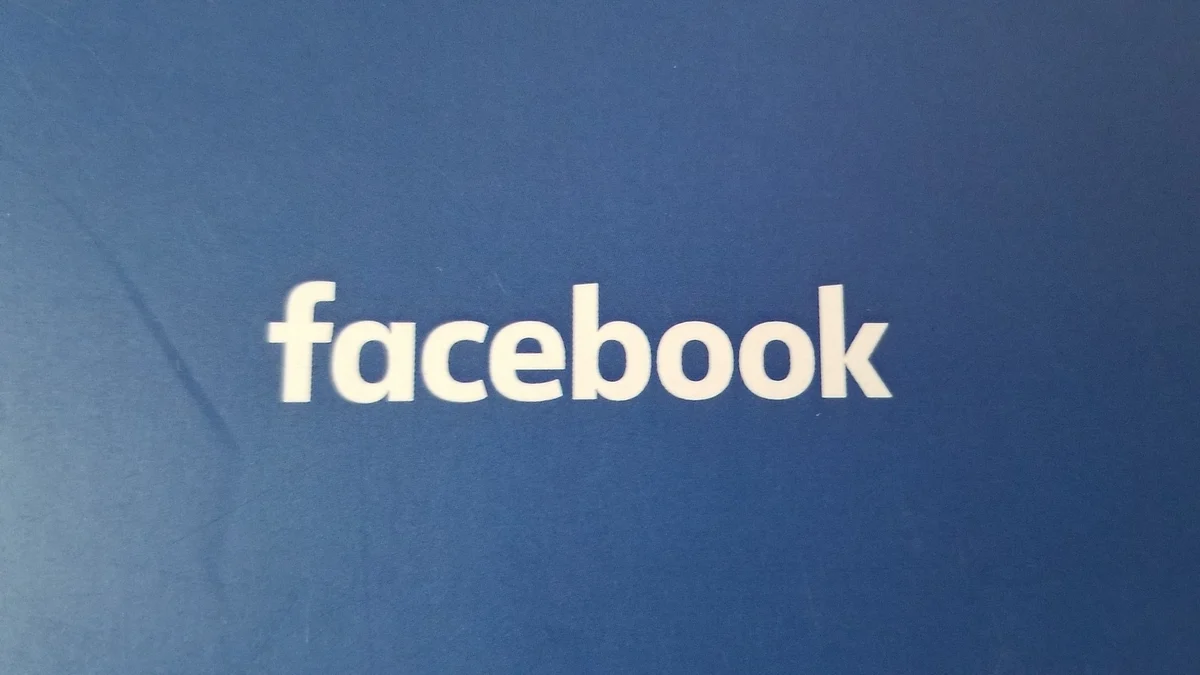 Facebook denies cyber attack as Whatsapp, Instagram, Messenger suffer outage
