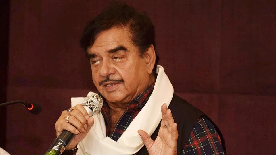 "I share my birthday with the very strong, no-nonsense Sonia Gandhi": Shatrughan Sinha on turning 77  