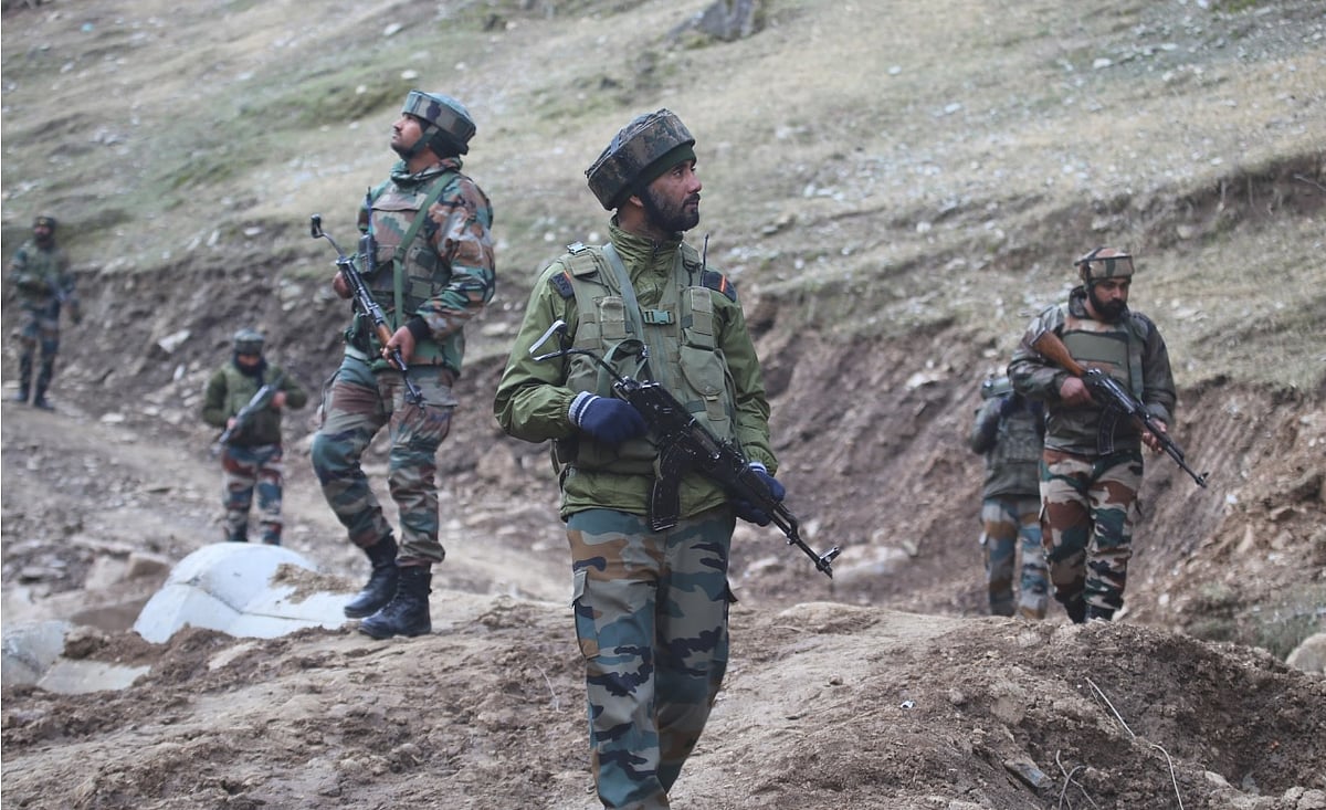 Kashmiri truck driver killed in stonepelting in J&K, 1 held