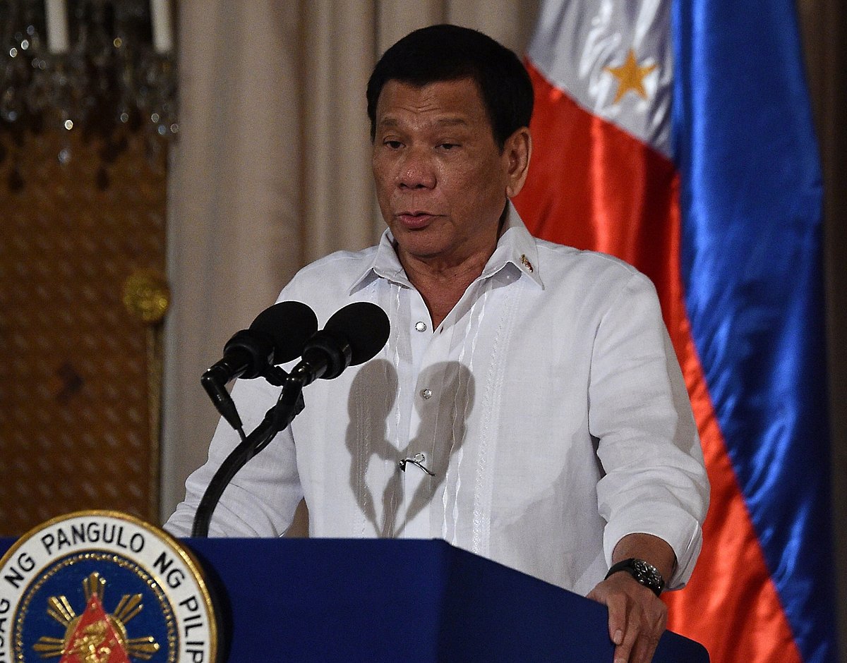Philippines President Duterte threatens ‘war’ against Canada over trash  