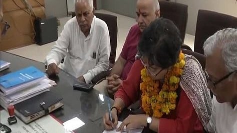 AAP east Delhi’s Lok Sabha candidate Atishi filing her nomination (Twitter)&nbsp;