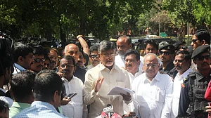 Naidu asks Election Commission: Who did you send to repair faulty EVMs?