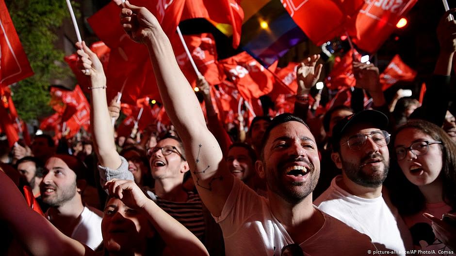 Spain Socialists win speaker role with Catalan parties' help