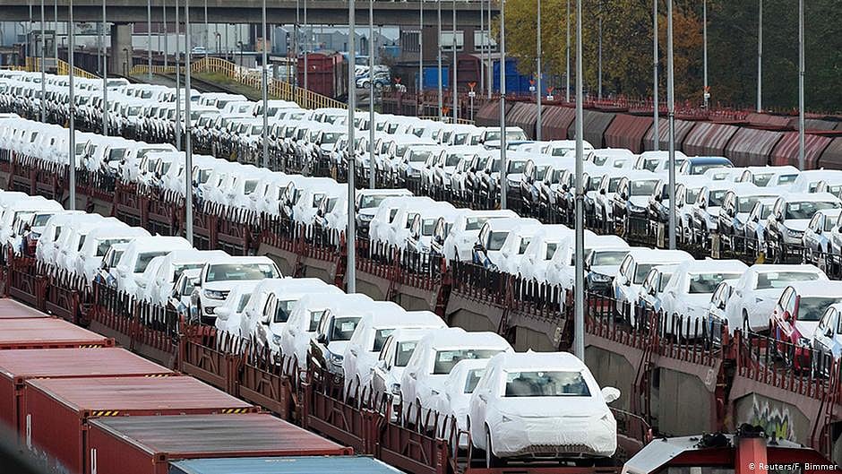 Business growth down to nine-month low as demand eases, PMI data shows