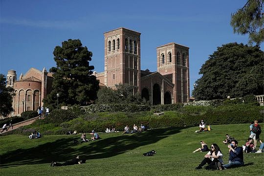 Measles outbreak triggers quarantine at varsities in Los Angeles