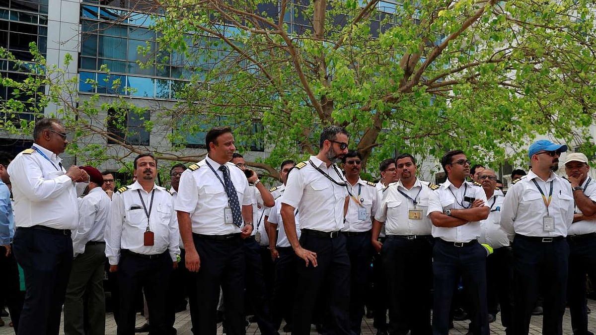 Jet Airways employees protesting (PTI)