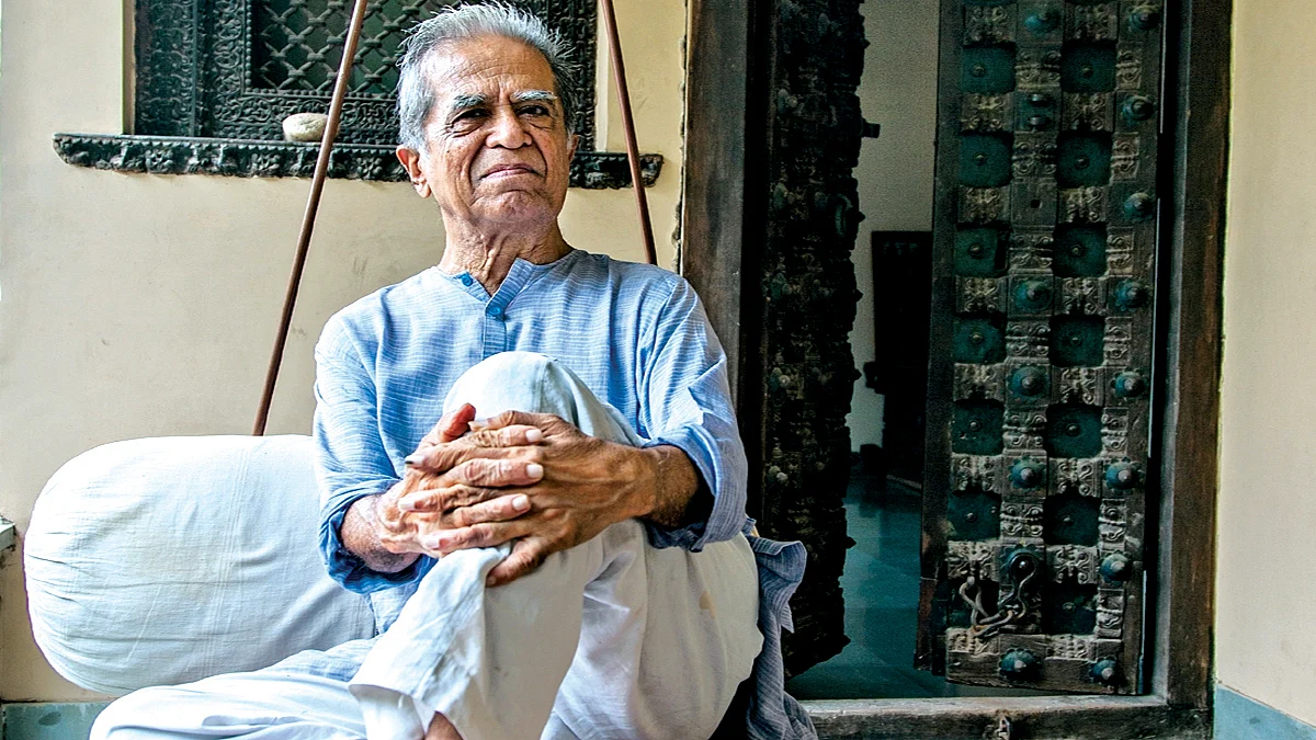 Haku Shah (Social Media)