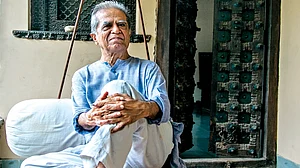 Haku Shah (Social Media)