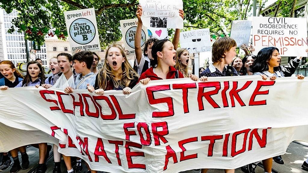 Photo Courtesy: https://www.fridaysforfuture.org/