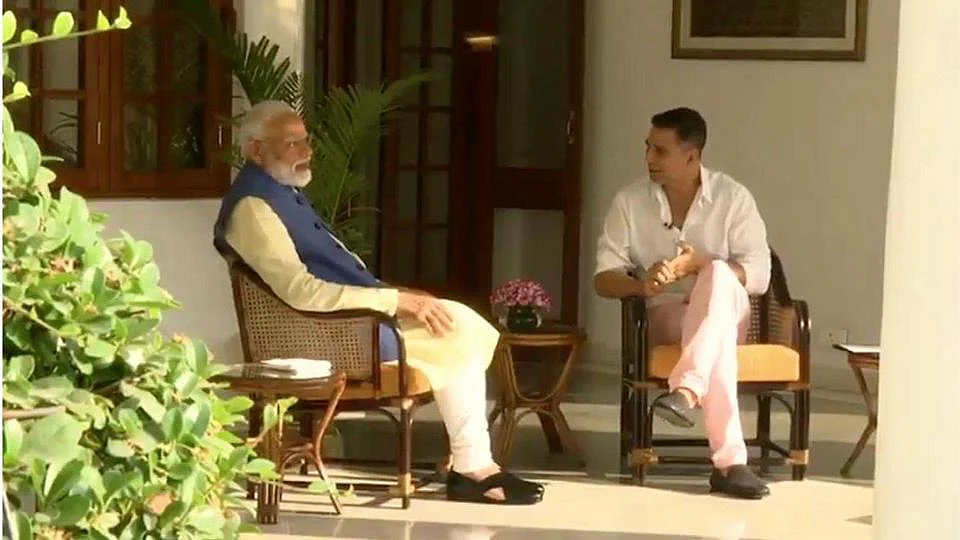Actor Akshay Kumar with Prime Minister Narendra Modi