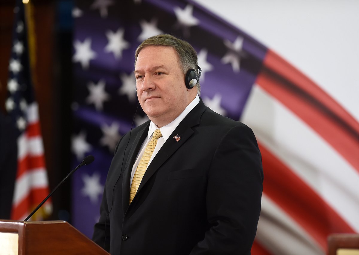 US warns India, other nations over Iranian oil imports  