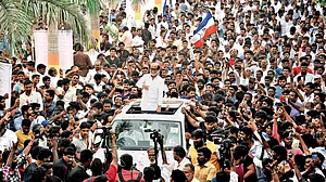 Low, lacklustre polling in Tamil Nadu keeps suspense alive