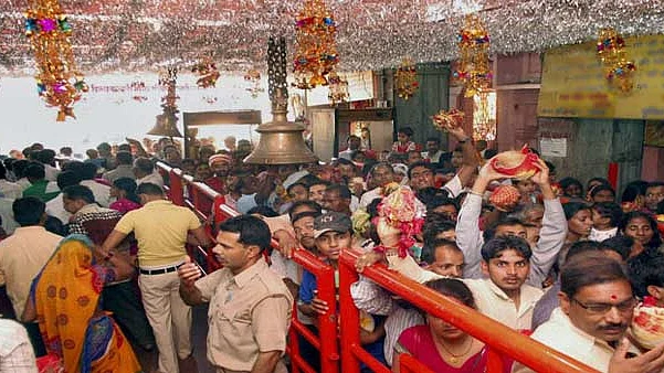 Rush in Temple (Social Media)