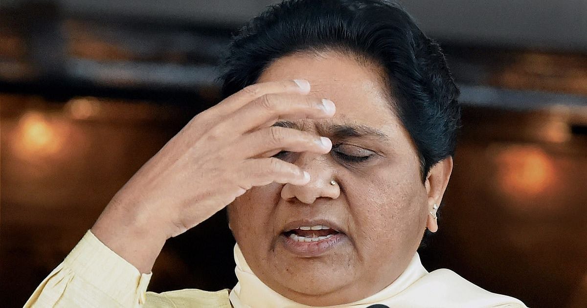 Revolt in Mayawati’s camp; 5 BSP MLAs join SP