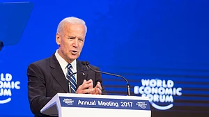 Biden attacks Trump’s climate policy as wildfire ravages west coast