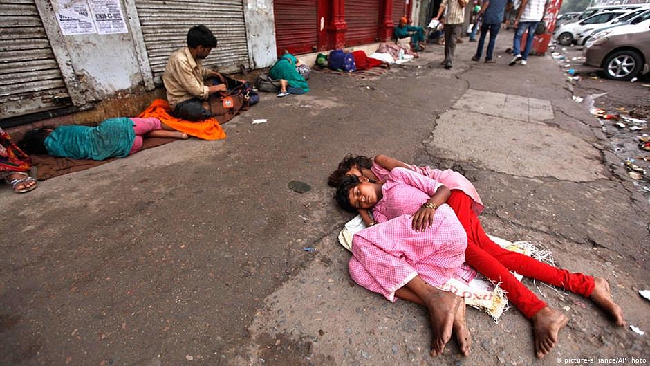 Modi govt’s policies rendering workers, small traders and farmers destitute