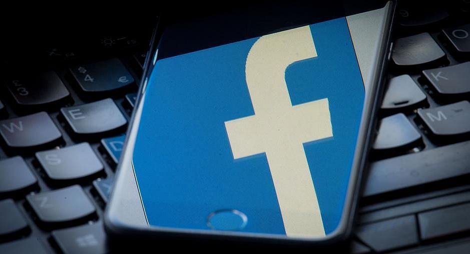 UK parliament gives Facebook CEO an ultimatum