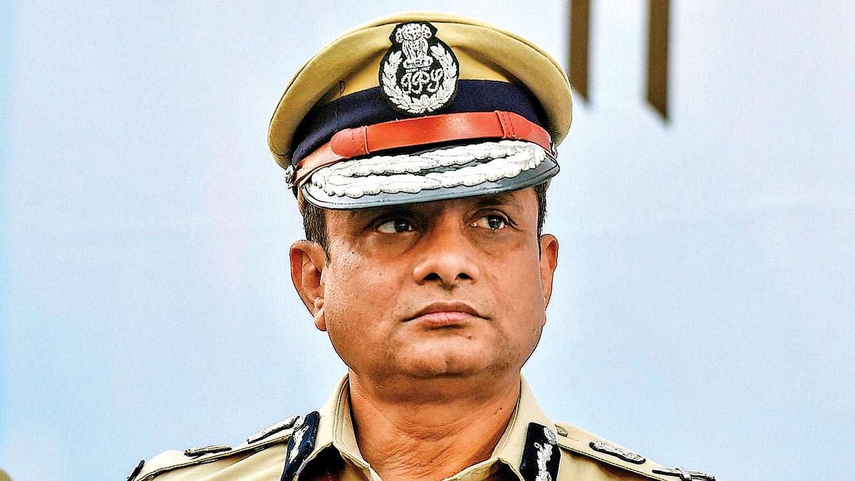  Rajeev skips CBI summons, sends letter seeking more time 