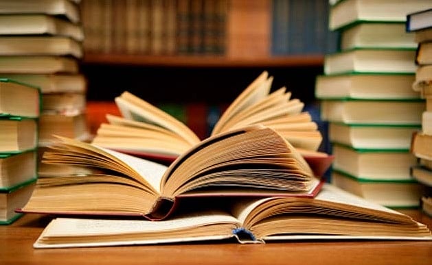 Young writers, Urdu veterans dominate Hindi bestseller list