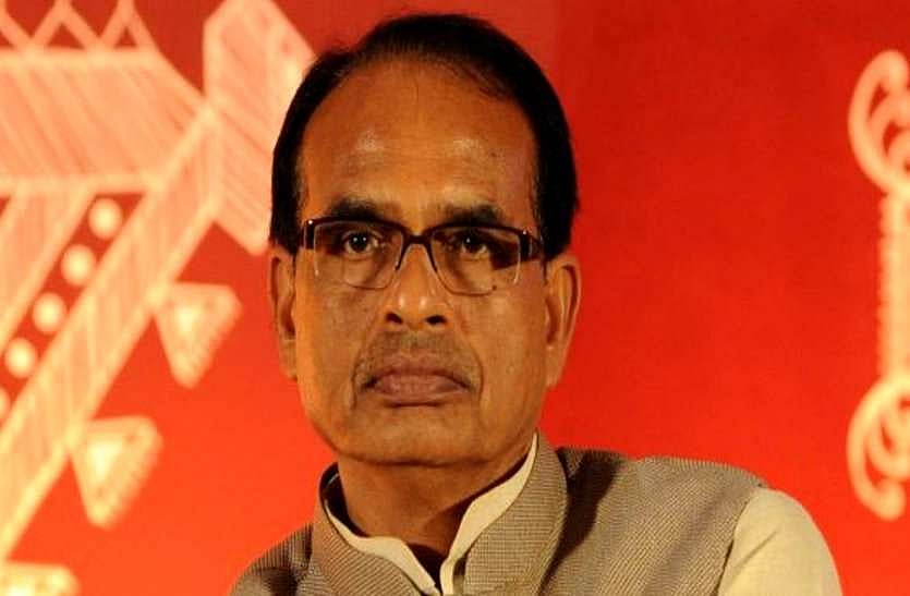 BJP cuts a sorry figure over coup attempt