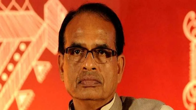 BJP cuts a sorry figure over coup attempt