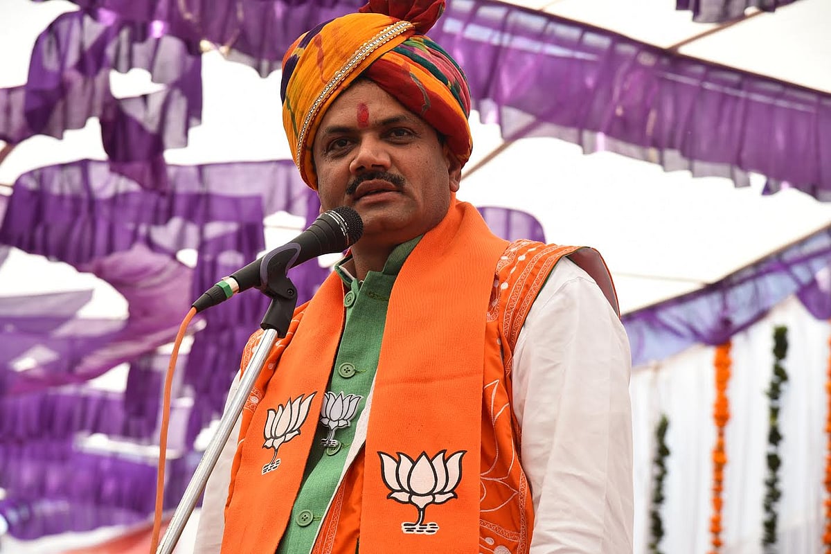 Election Commission bars Gujarat BJP chief from campaigning for 72 hours