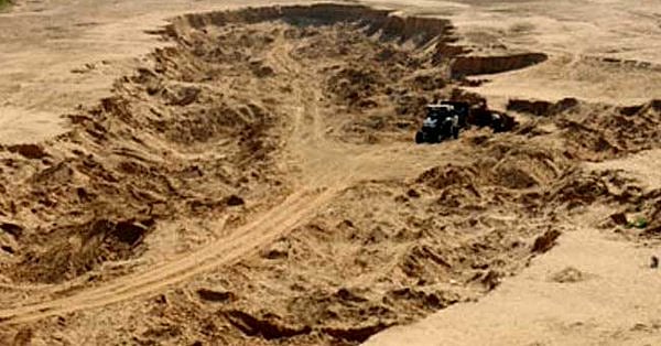 To curb illegal mining, MP Govt has changed mining laws, banned mechanised mining in Narmada river