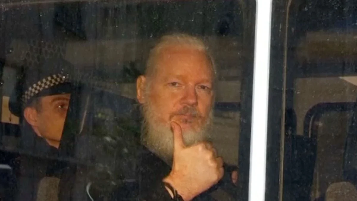 Julian Assange (Twitter)