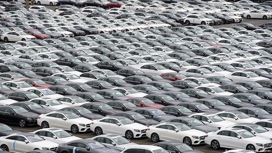 Trump considers pausing his auto tariffs as world economy endures whiplash