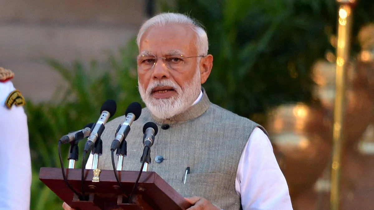 Pressure on Modi 2.0 to become a Suit-Boot Sarkar again