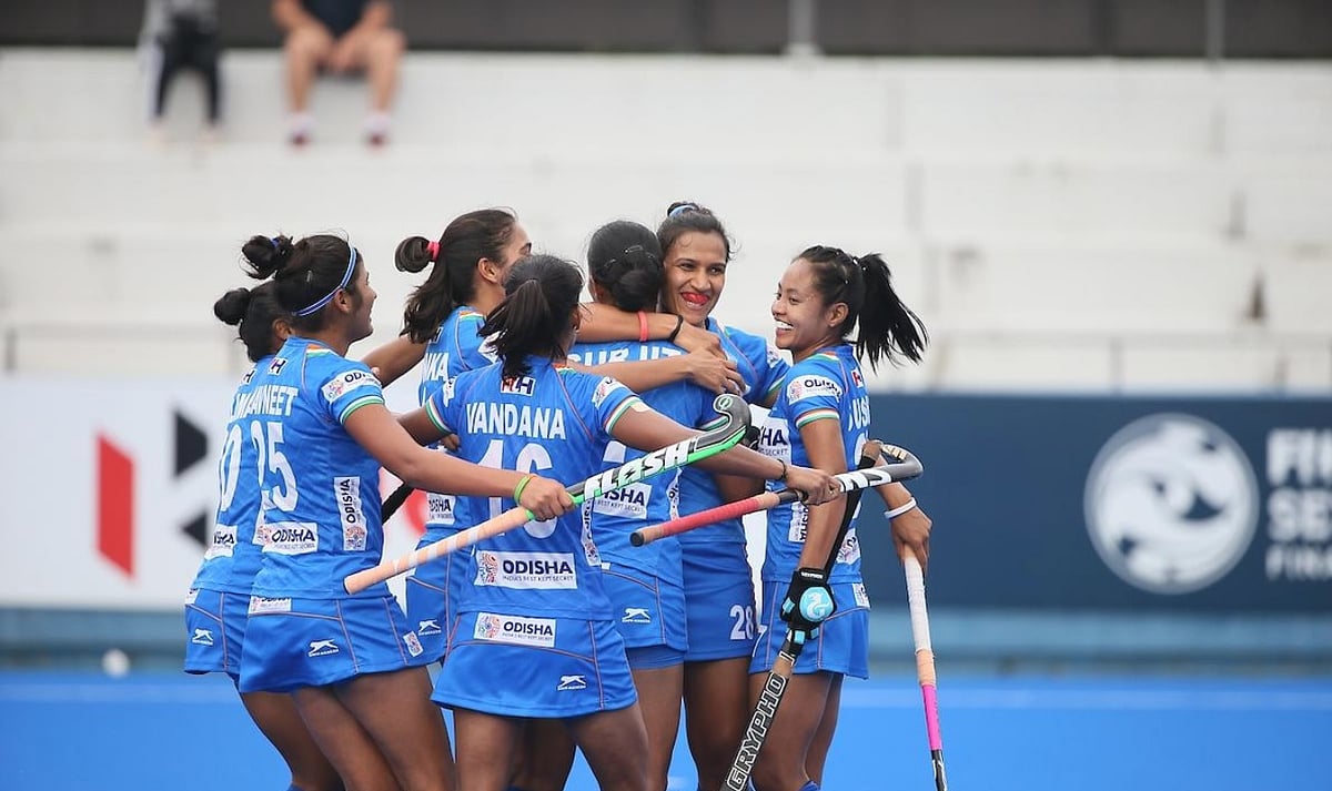 Hockey yearender: Indian women steal limelight, claim CWG medal after 16 years