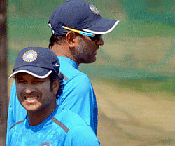 Fans slam Tendulkar over his remarks on Dhoni’s batting