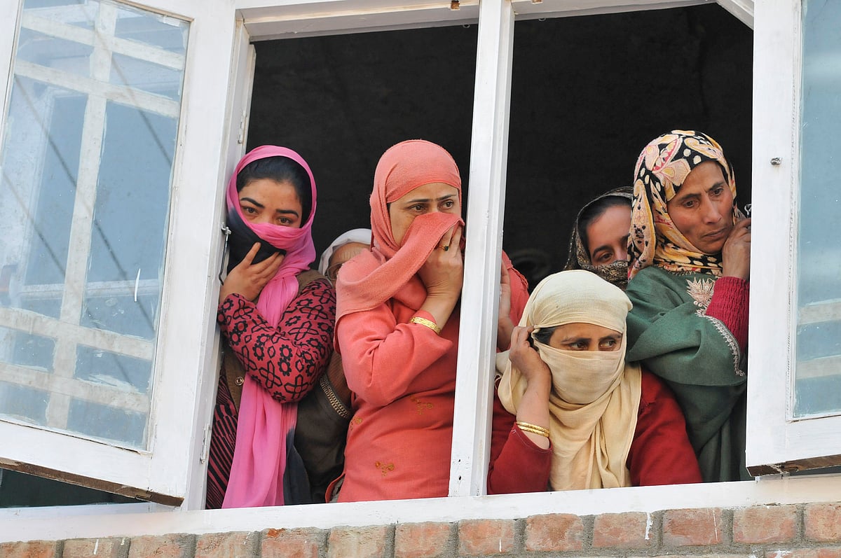 How long can  Delhi control Kashmir through cronies & corruption? Fresh possibilities need exploration