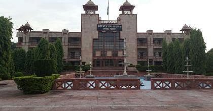 Centre disregards SC Collegium’s  recommendation, appoints acting Chief Justice of MP High Court